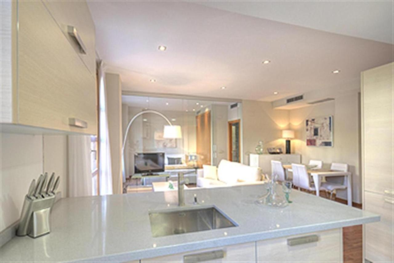 ולנסיה Moderno Apartamento En La Plaza Del Tossal מראה חיצוני תמונה