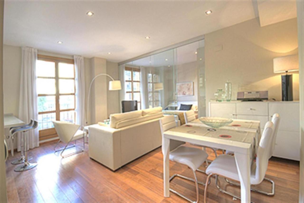 ולנסיה Moderno Apartamento En La Plaza Del Tossal מראה חיצוני תמונה